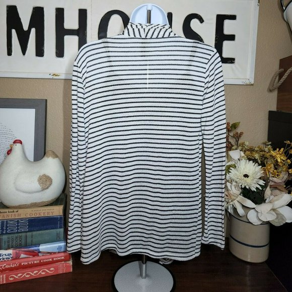 RAGS & COUTURE OPEN FRONT BLACK AND WHITE STRIPE LIGHT WEIGHT CARDIGAN SIZE M - Picture 2 of 3